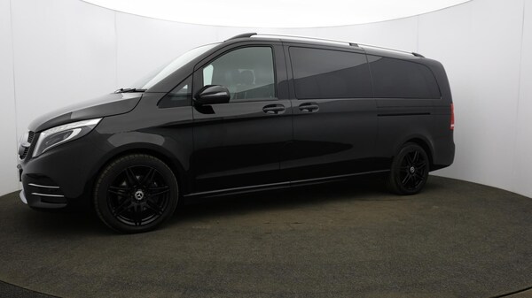 Used Mercedes-Benz V-Class 2020 for sale - 76158648: Photo 40