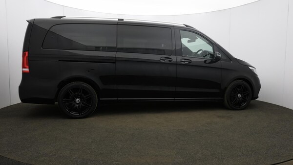 Used Mercedes-Benz V-Class 2020 for sale - 76158648: Photo 60