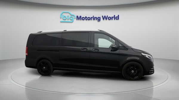 Used Mercedes-Benz V-Class 2020 for sale - 76158648: Photo 9