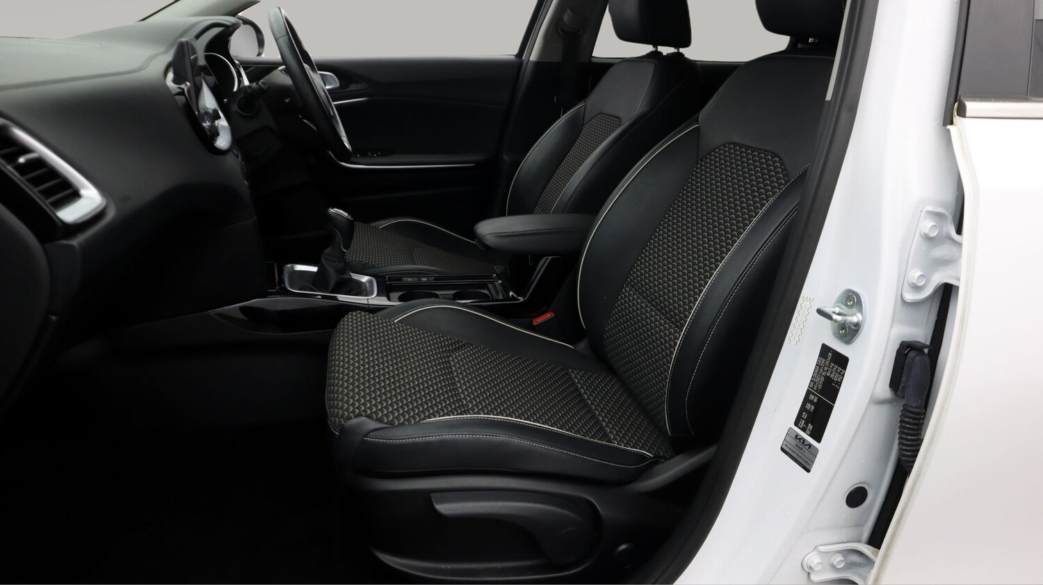 Used Kia XCeed 2022 for sale - 77802199: Photo 14