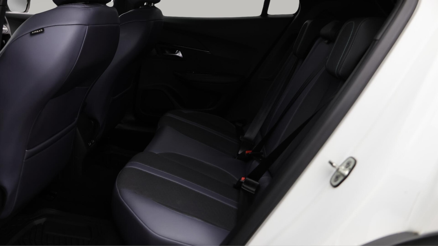 Used Peugeot 2008 2020 for sale - 76472476: Photo 17