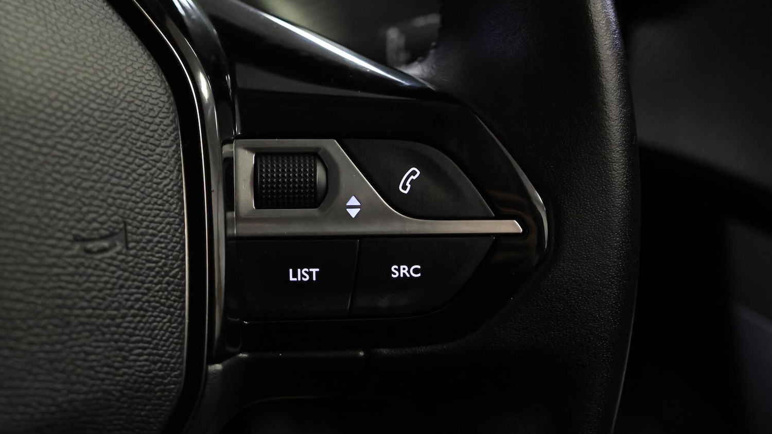 Used Peugeot 2008 2020 for sale - 76472476: Photo 24