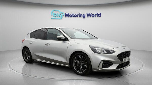 Used Ford Focus 2019 for sale - 76251328: Photo 2