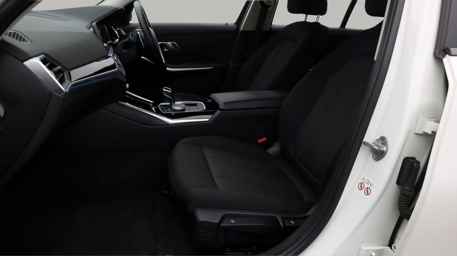 Used BMW 3 Series 2021 for sale - 77525232: Photo 14