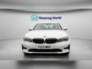 Used BMW 3 Series 2021 for sale - 77525232: Photo