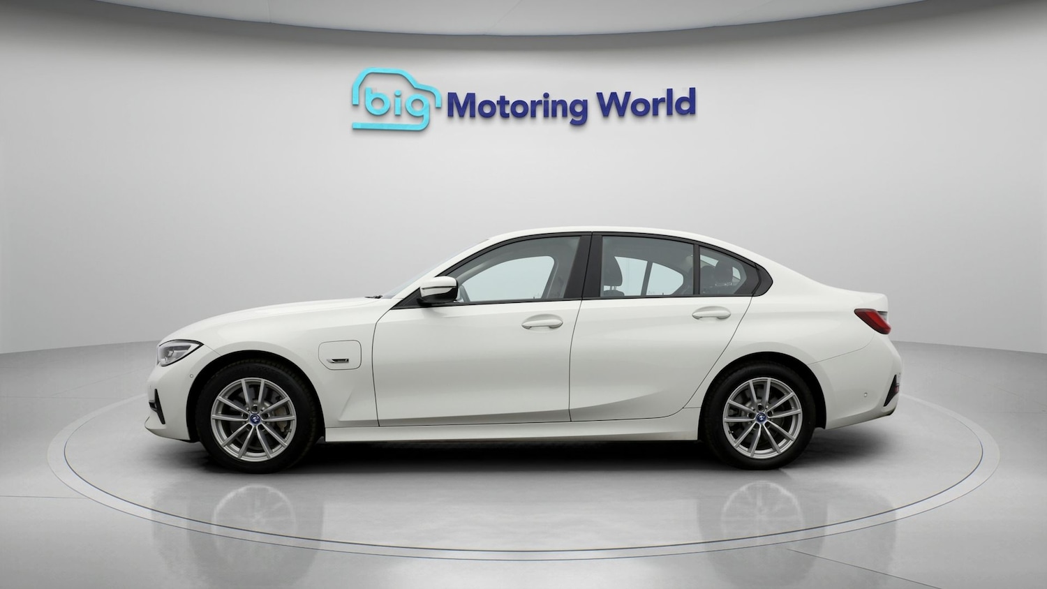 Used BMW 3 Series 2021 for sale - 77525232: Photo 4