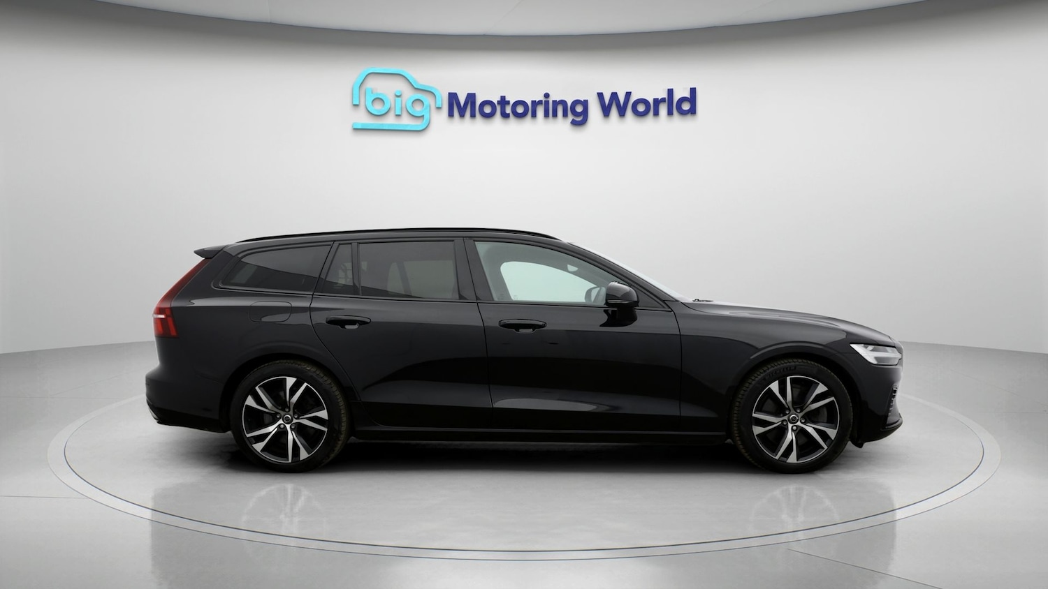 Used Volvo V60 2022 for sale - 77736272: Photo 8