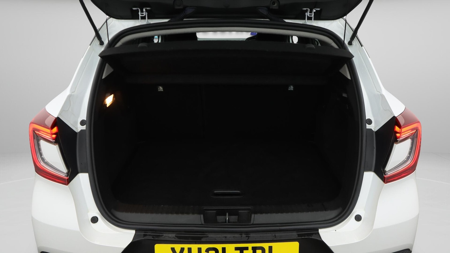 Used Renault Captur 2021 for sale - 76714682: Photo 18