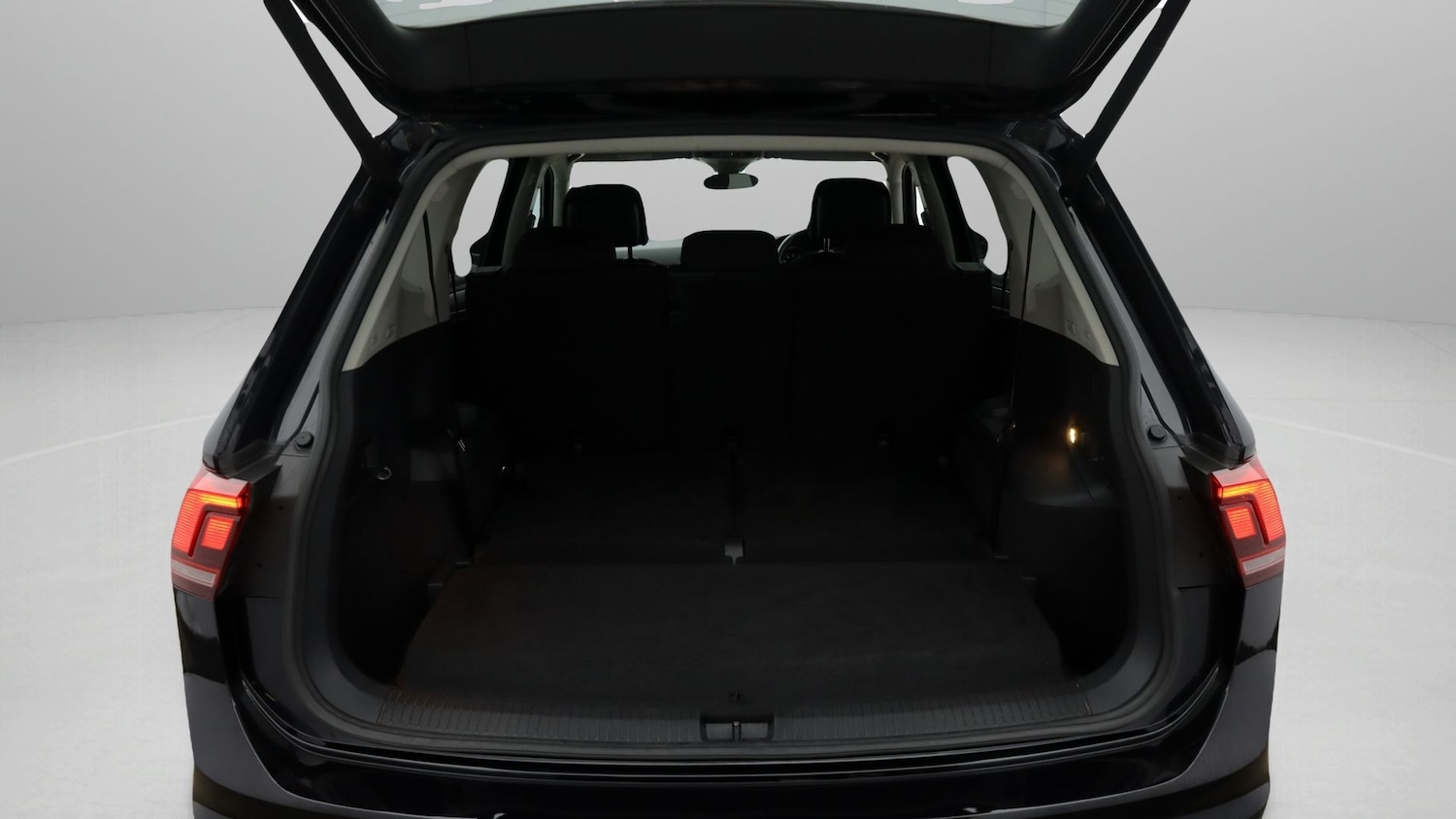 Used Volkswagen Tiguan Allspace 2021 for sale - 77953759: Photo 17