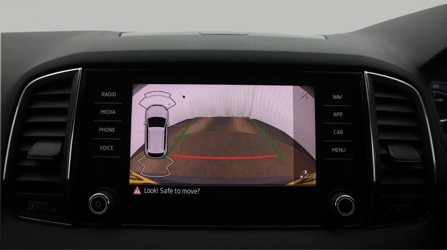 Used Skoda Karoq 2022 for sale - 77750191: Photo 24