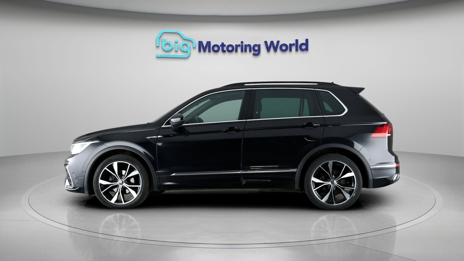 Used Volkswagen Tiguan for sale - 77283549: Photo 4