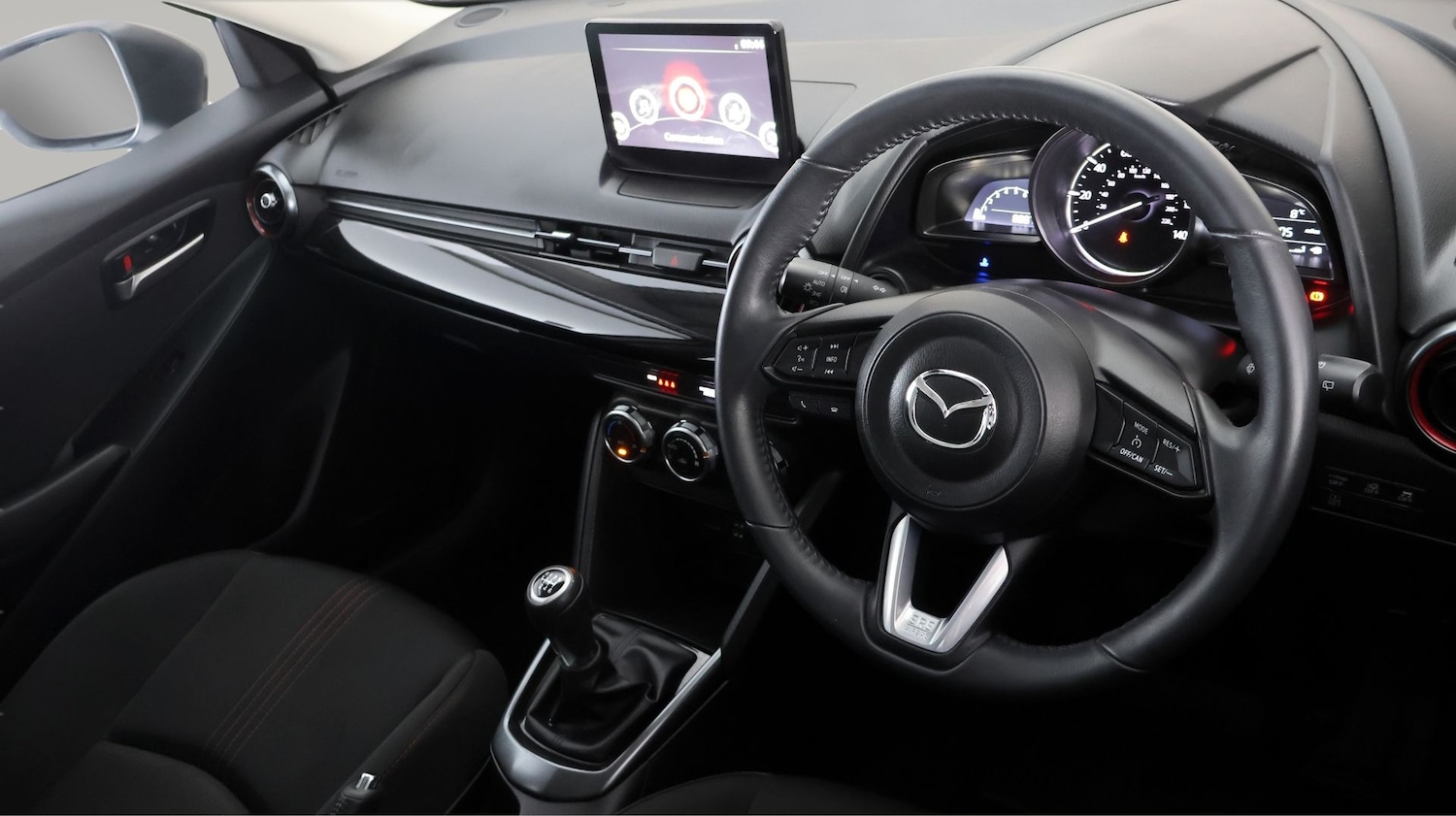 Used Mazda Mazda2 2024 for sale - 77640892: Photo 9