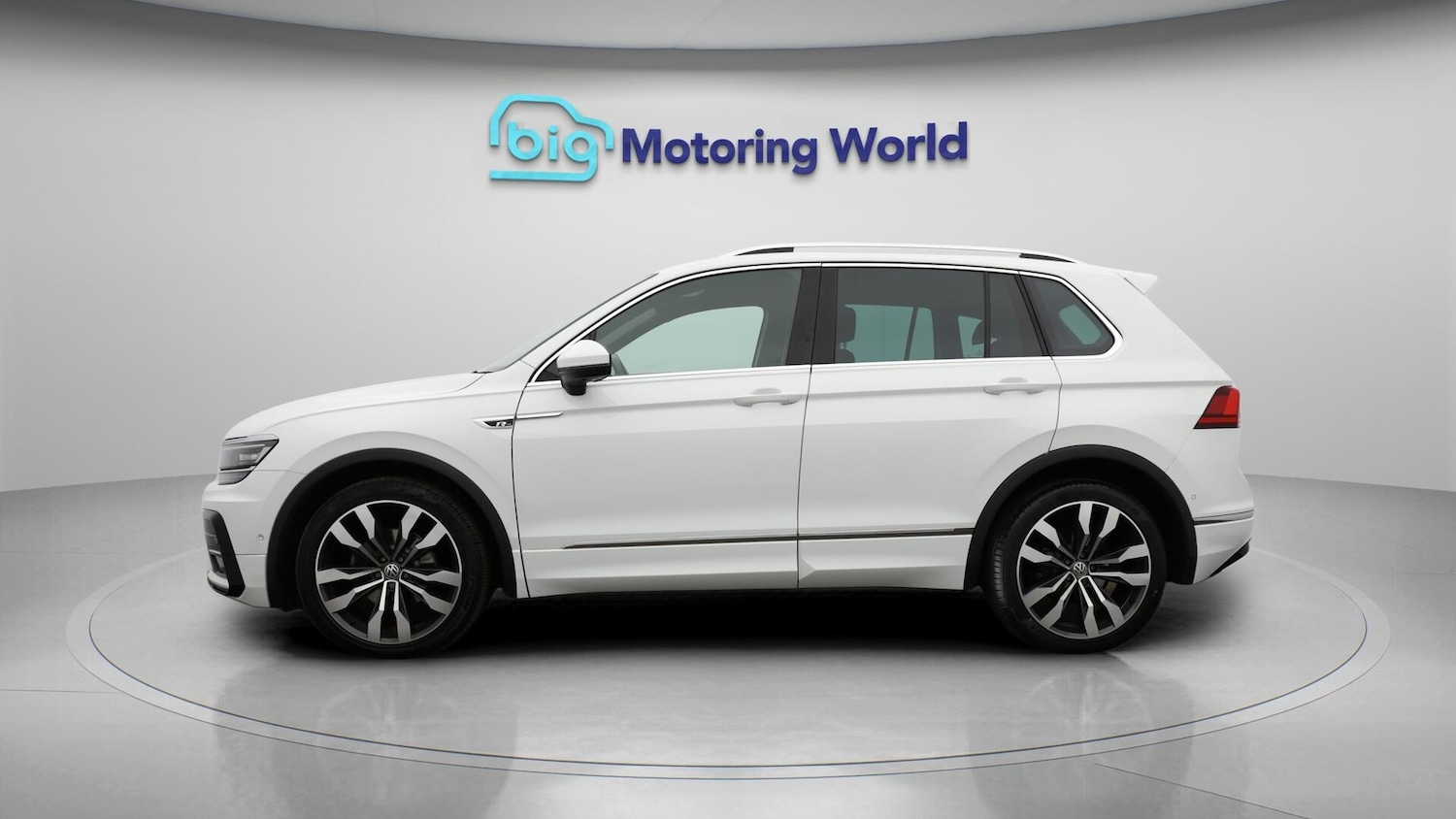 Used Volkswagen Tiguan 2020 for sale - 76166562: Photo 2