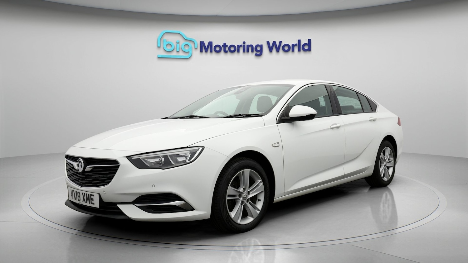 Used Vauxhall Insignia 2018 for sale - 77202138: Photo 3