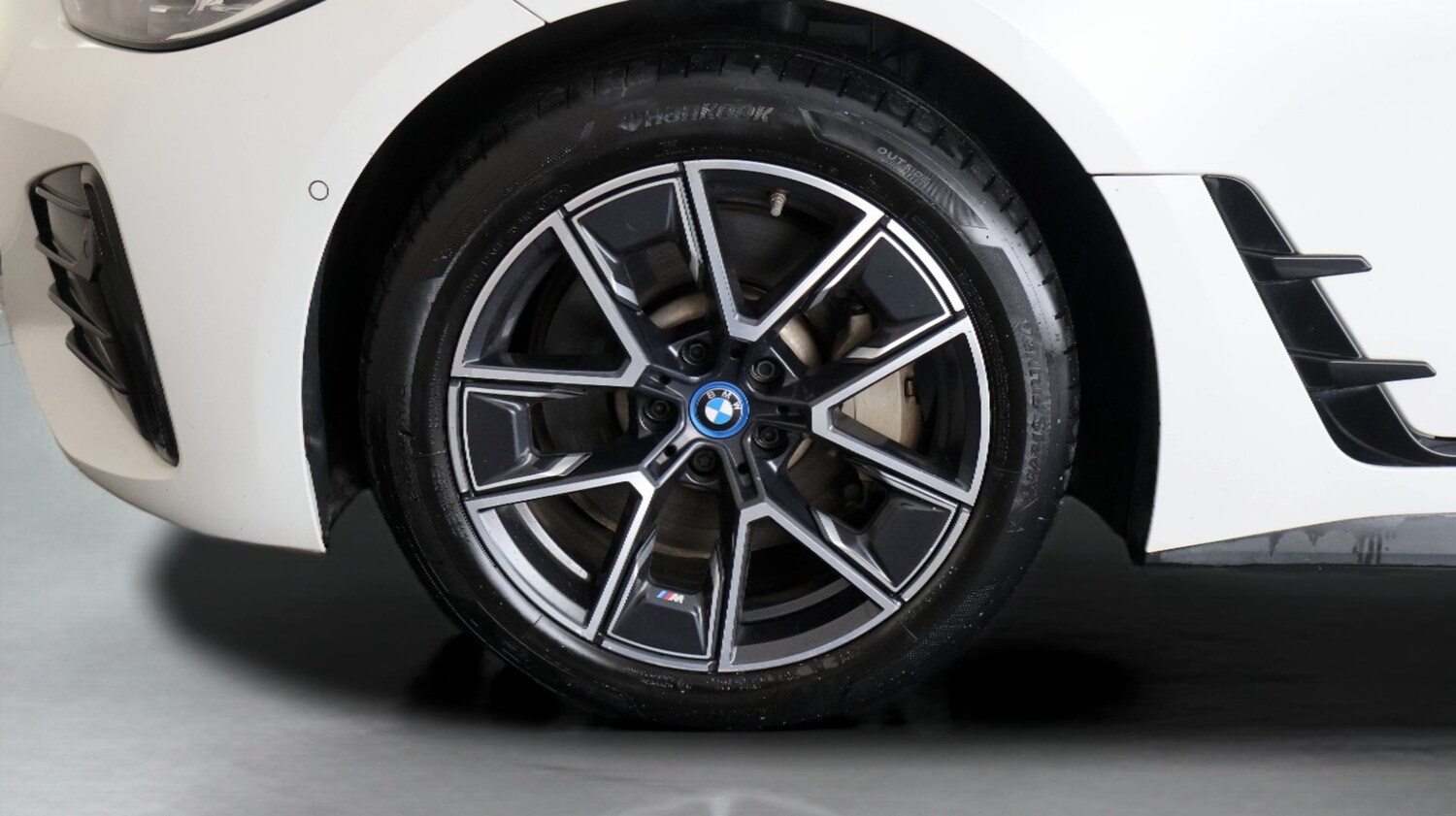 Used BMW i4 2022 for sale - 77675810: Photo 18