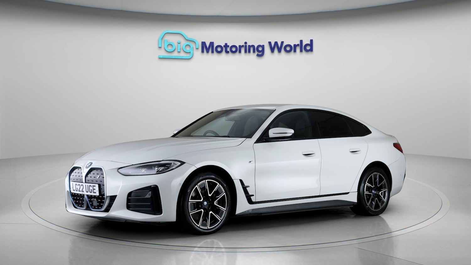 Used BMW i4 2022 for sale - 77675810: Photo 3