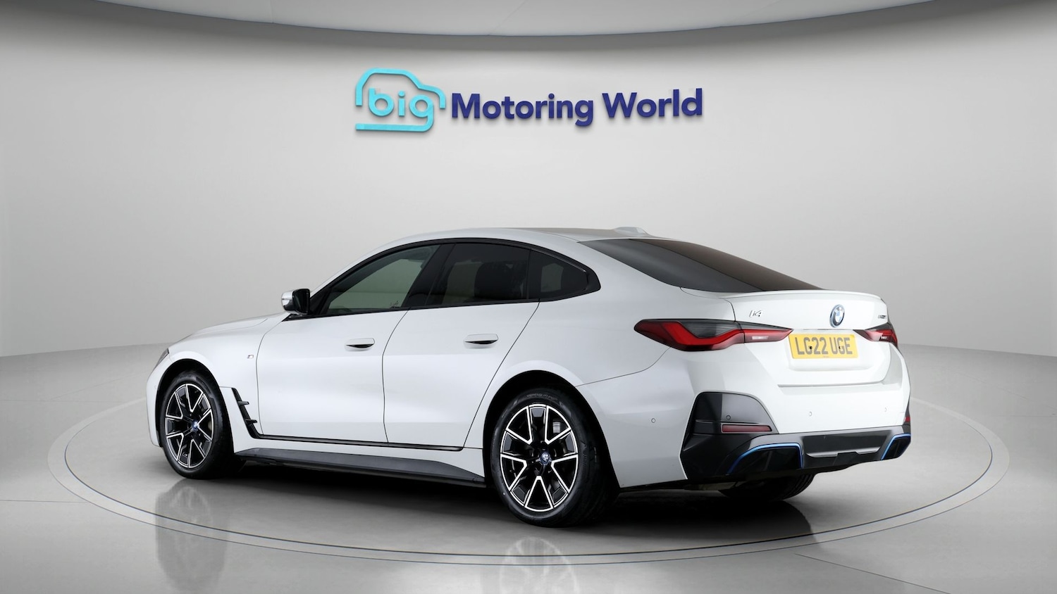 Used BMW i4 2022 for sale - 77675810: Photo 5