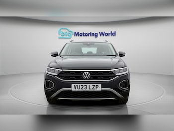 Used Volkswagen T-Roc 2023 for sale - 78320161: Photo