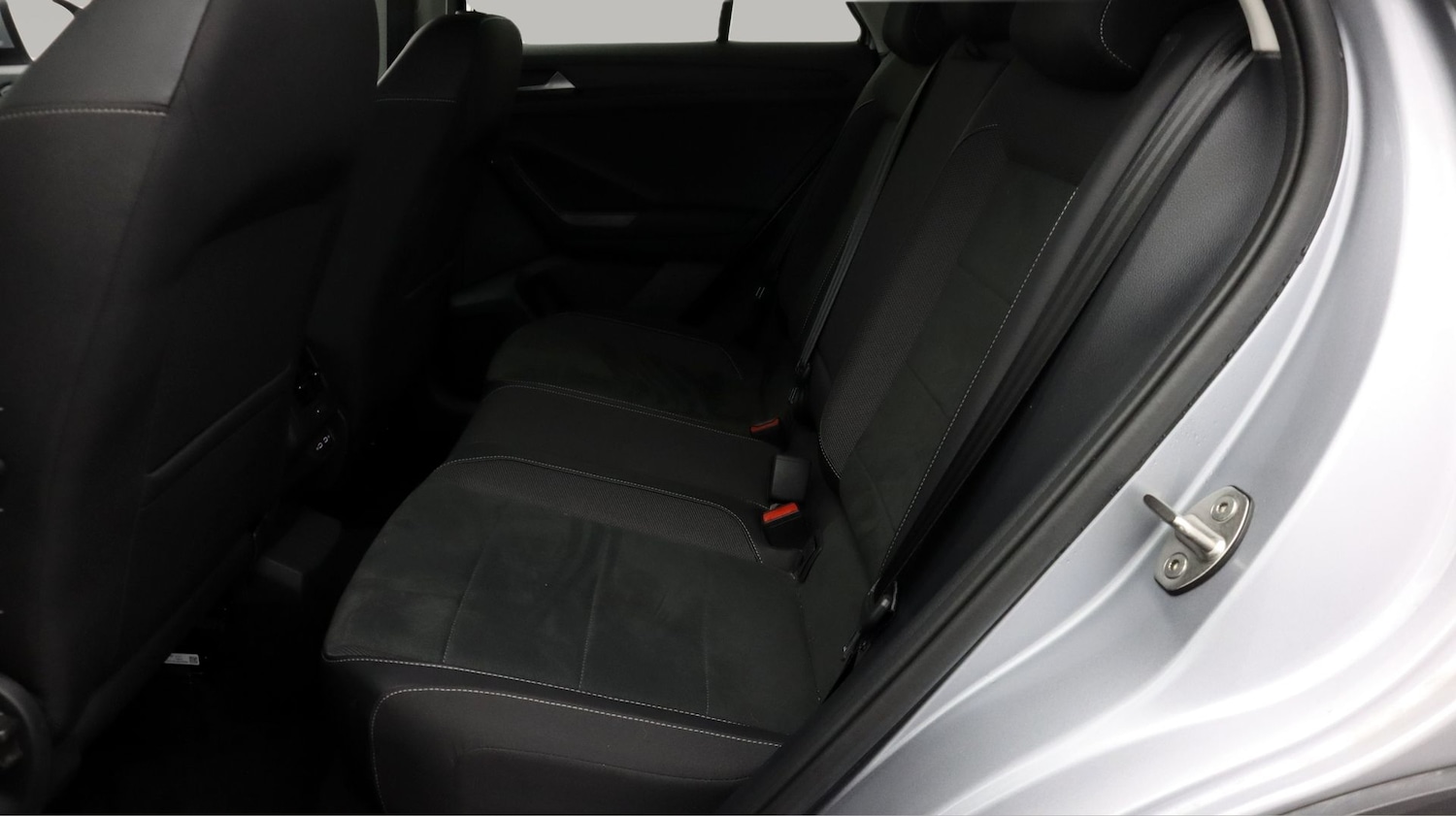 Used Volkswagen T-Roc 2023 for sale - 77505569: Photo 16