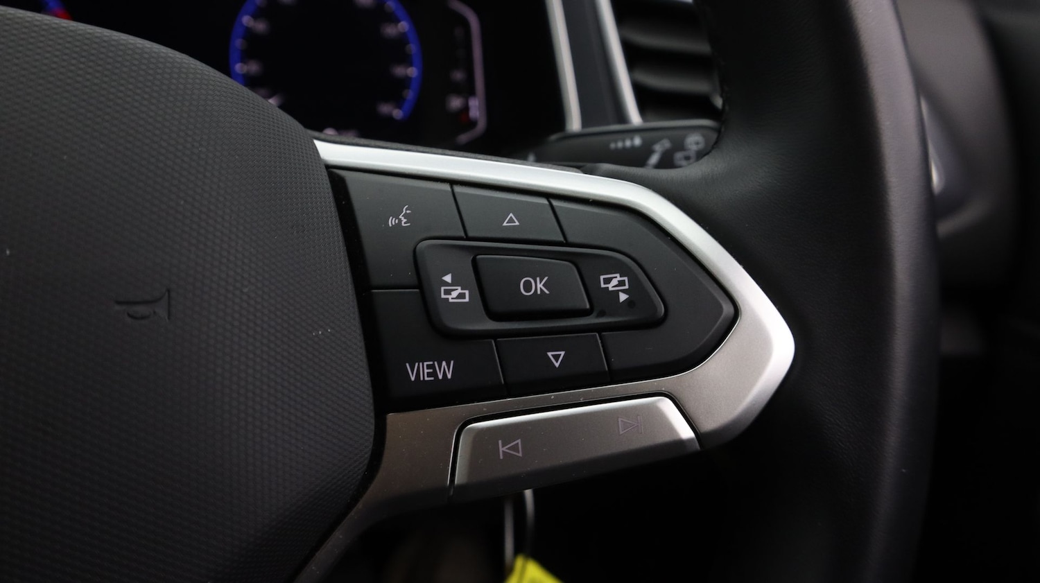 Used Volkswagen T-Roc 2023 for sale - 77505569: Photo 24