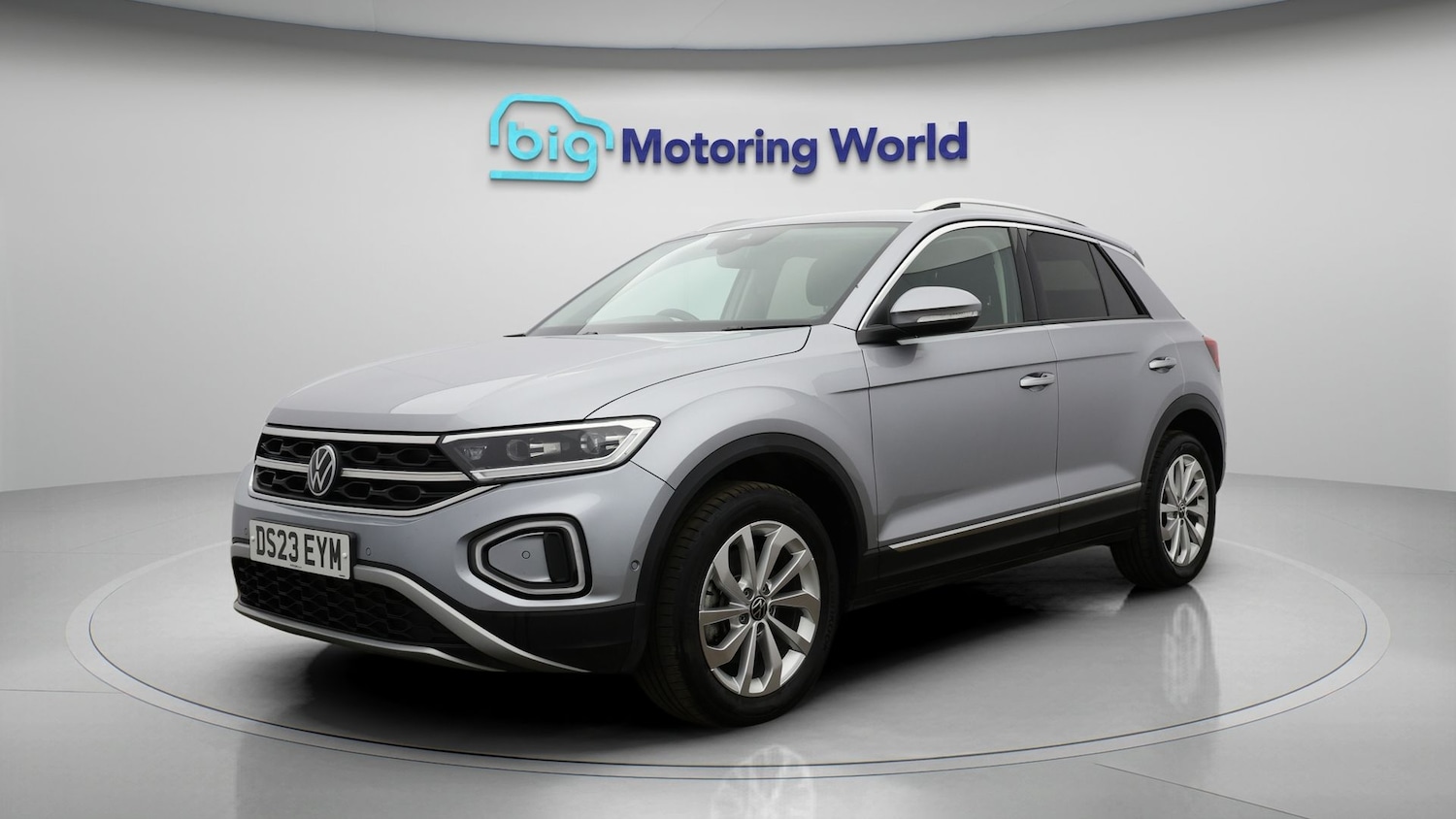 Used Volkswagen T-Roc 2023 for sale - 77505569: Photo 3