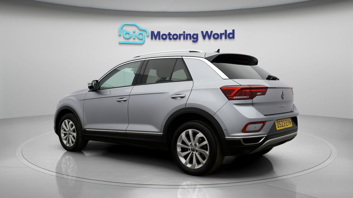 Used Volkswagen T-Roc 2023 for sale - 77505569: Photo 5