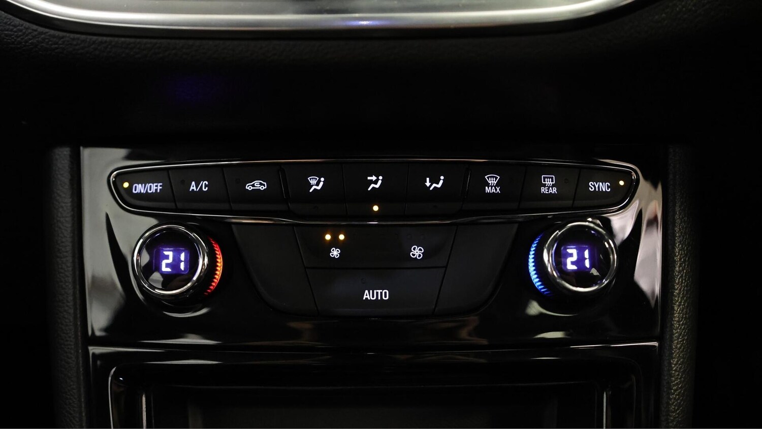 Used Vauxhall Astra 2021 for sale - 76432524: Photo 13