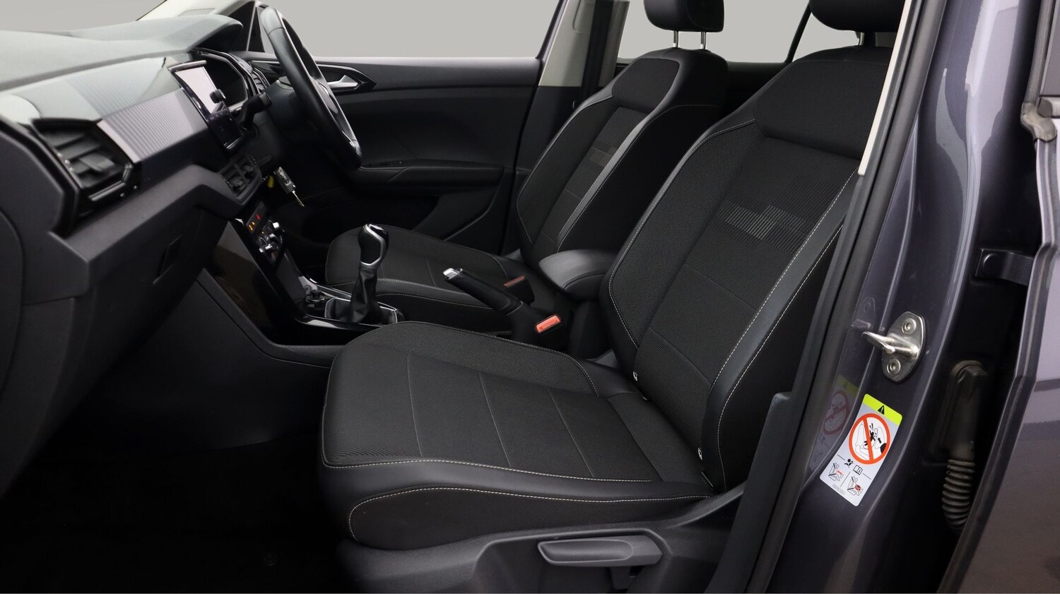 Used Volkswagen T-Cross 2023 for sale - 77900912: Photo 14