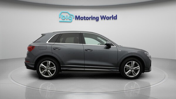Used Audi Q3 2020 for sale - 76283986: Photo 9