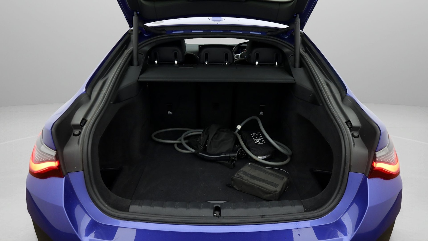 Used BMW i4 2022 for sale - 78011035: Photo 17