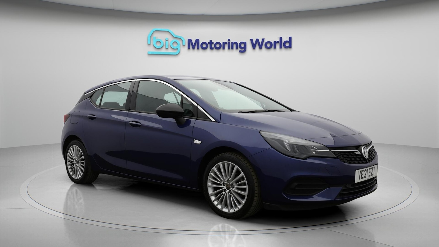 Used Vauxhall Astra 2021 for sale - 76371646: Photo 2