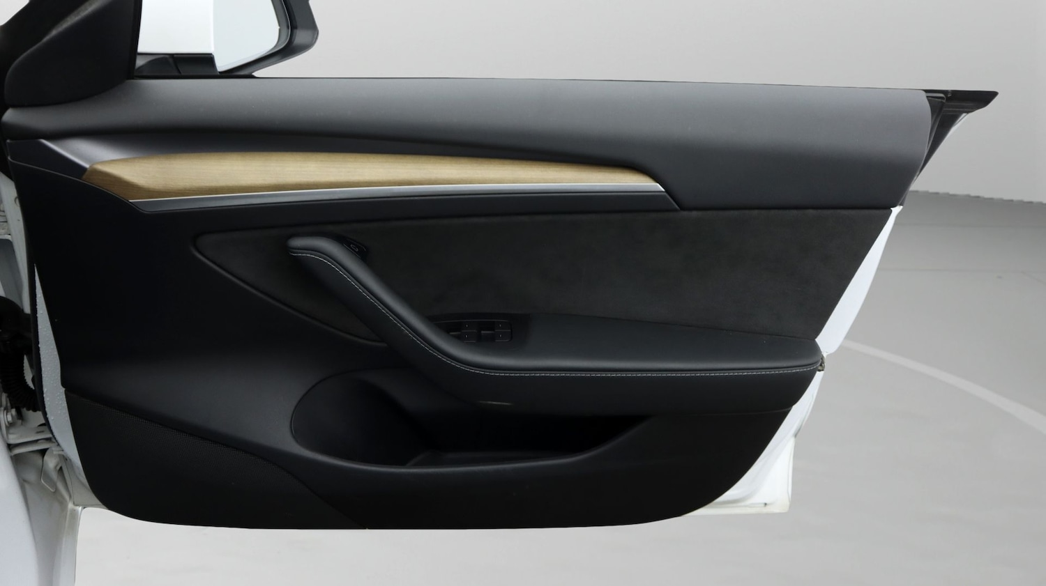 Used Tesla Model 3 2021 for sale - 77610500: Photo 15