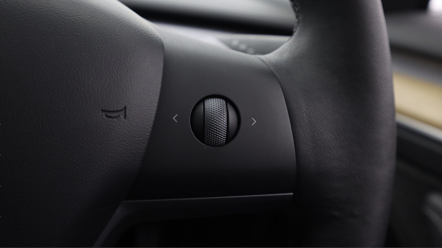 Used Tesla Model 3 2021 for sale - 77610500: Photo 23