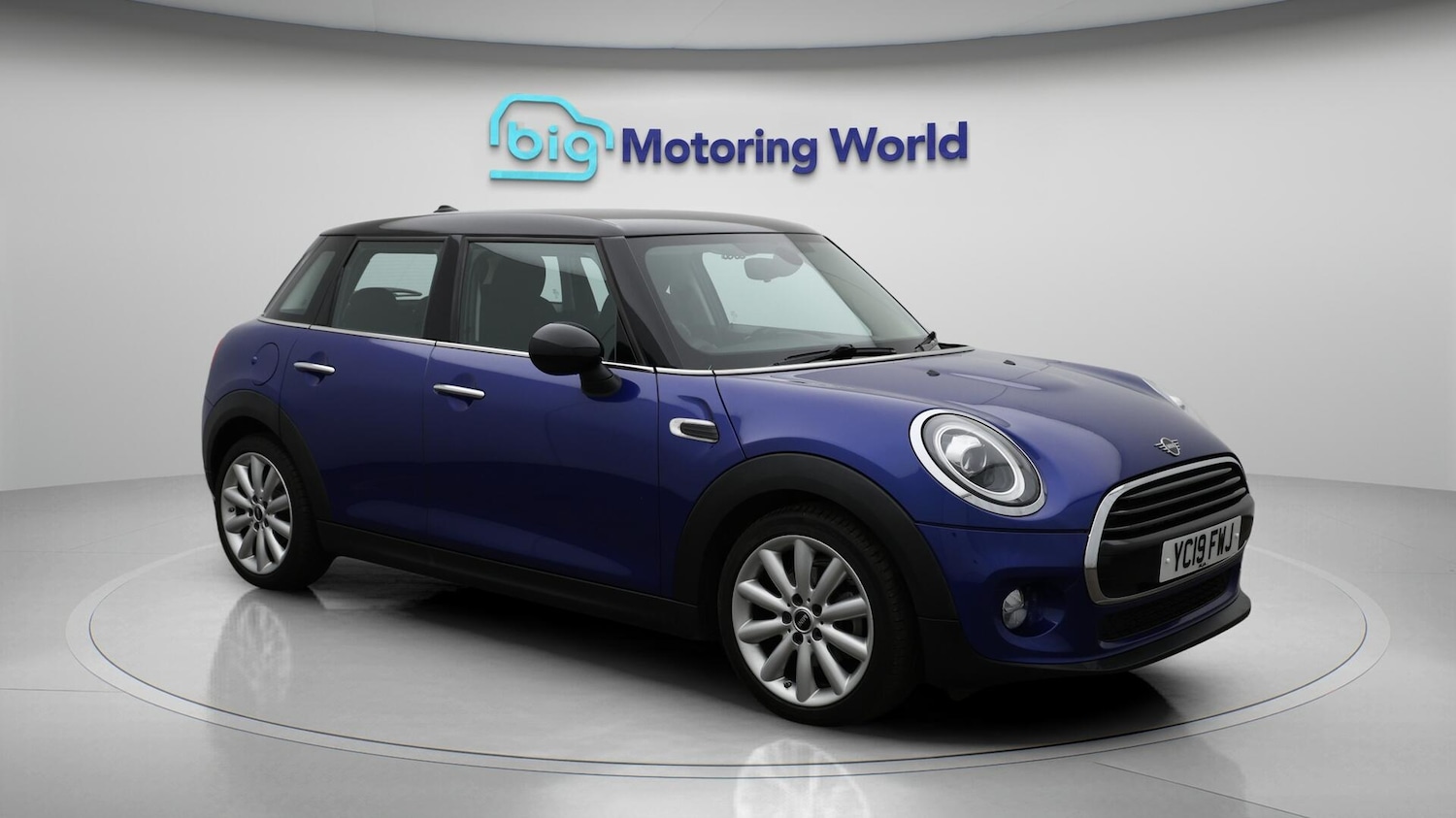 Used MINI Hatch 2019 for sale - 76632976: Photo 2