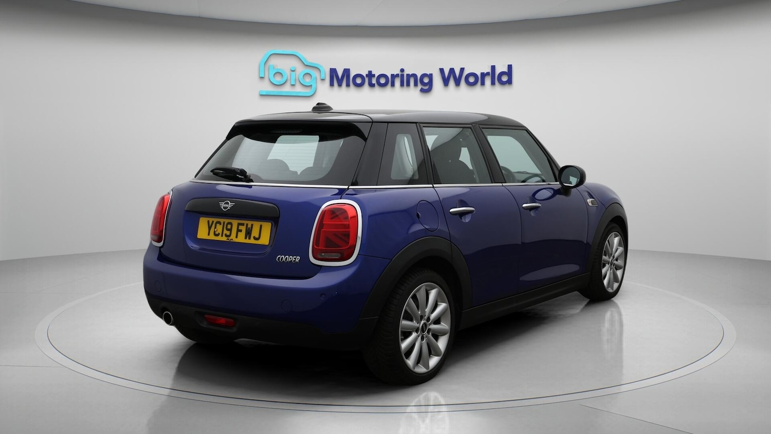 Used MINI Hatch 2019 for sale - 76632976: Photo 8