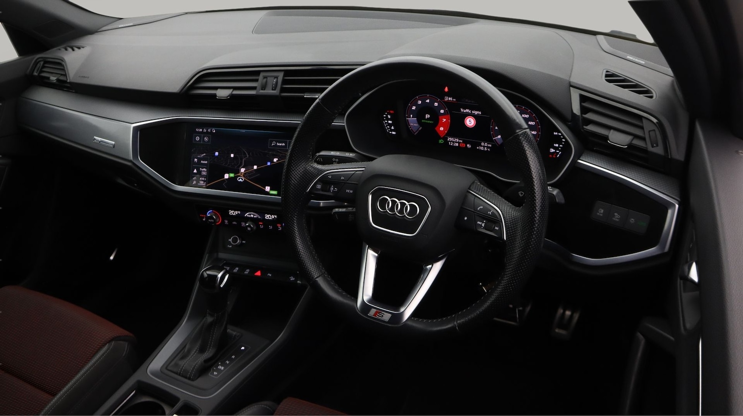 Used Audi Q3 2020 for sale - 77230759: Photo 9