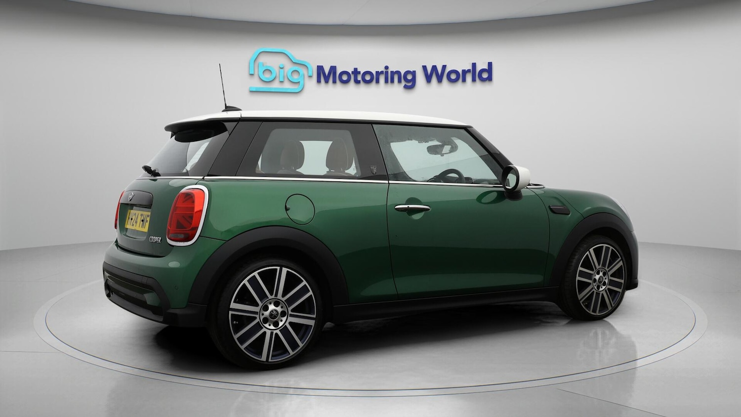 Used MINI Hatch 2024 for sale - 76360265: Photo 8