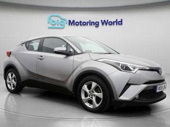 Used Toyota C-HR 2018 for sale - 75600151: Photo