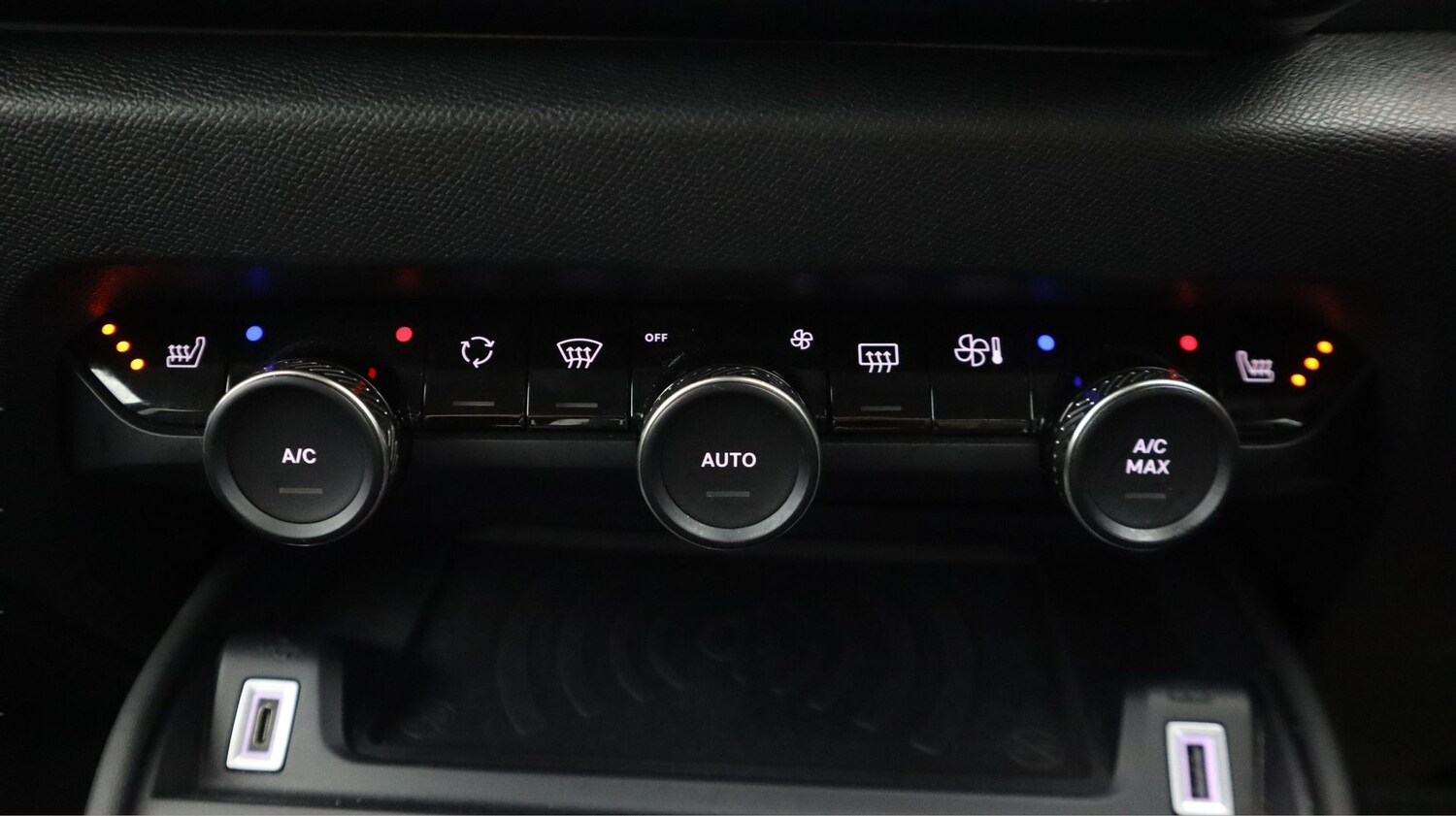 Used Citroen C4 2021 for sale - 77335967: Photo 12