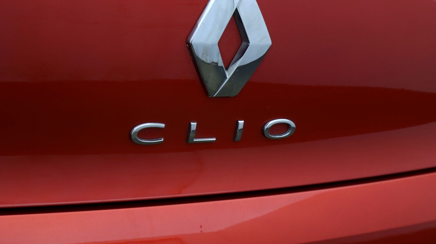 Used Renault Clio 2020 for sale - 77998169: Photo 23