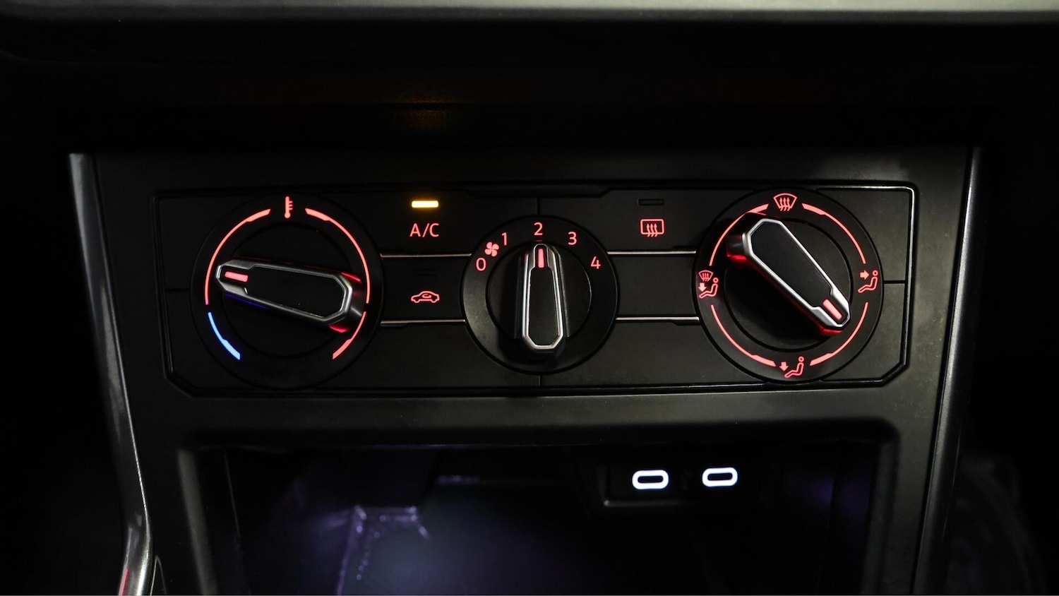 Used Volkswagen Polo 2021 for sale - 76432619: Photo 13