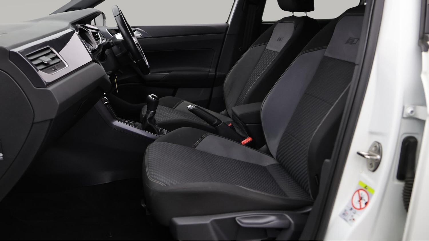 Used Volkswagen Polo 2021 for sale - 76432619: Photo 15