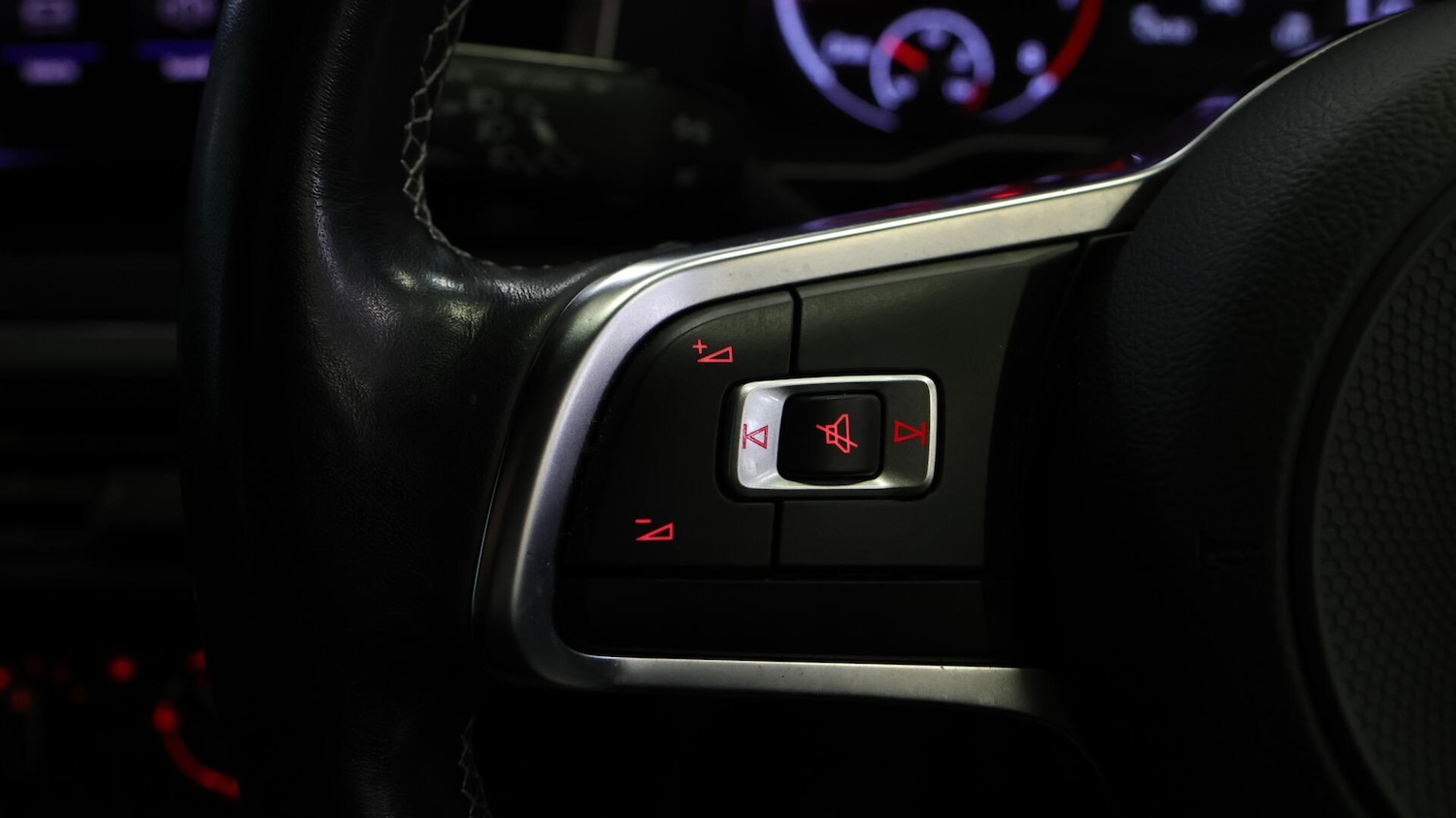 Used Volkswagen Polo 2021 for sale - 76432619: Photo 23