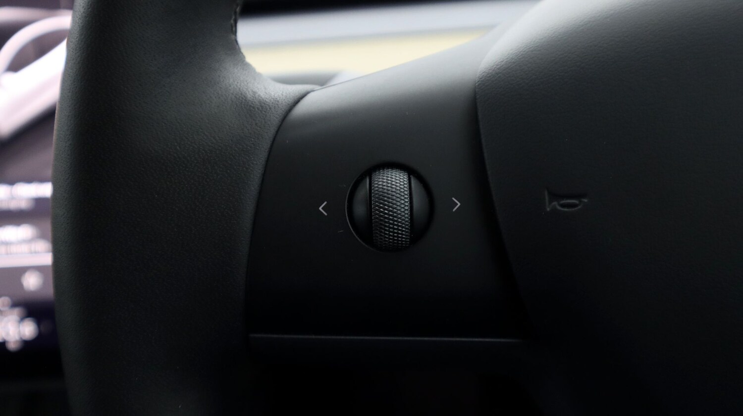 Used Tesla Model Y 2023 for sale - 77453697: Photo 22