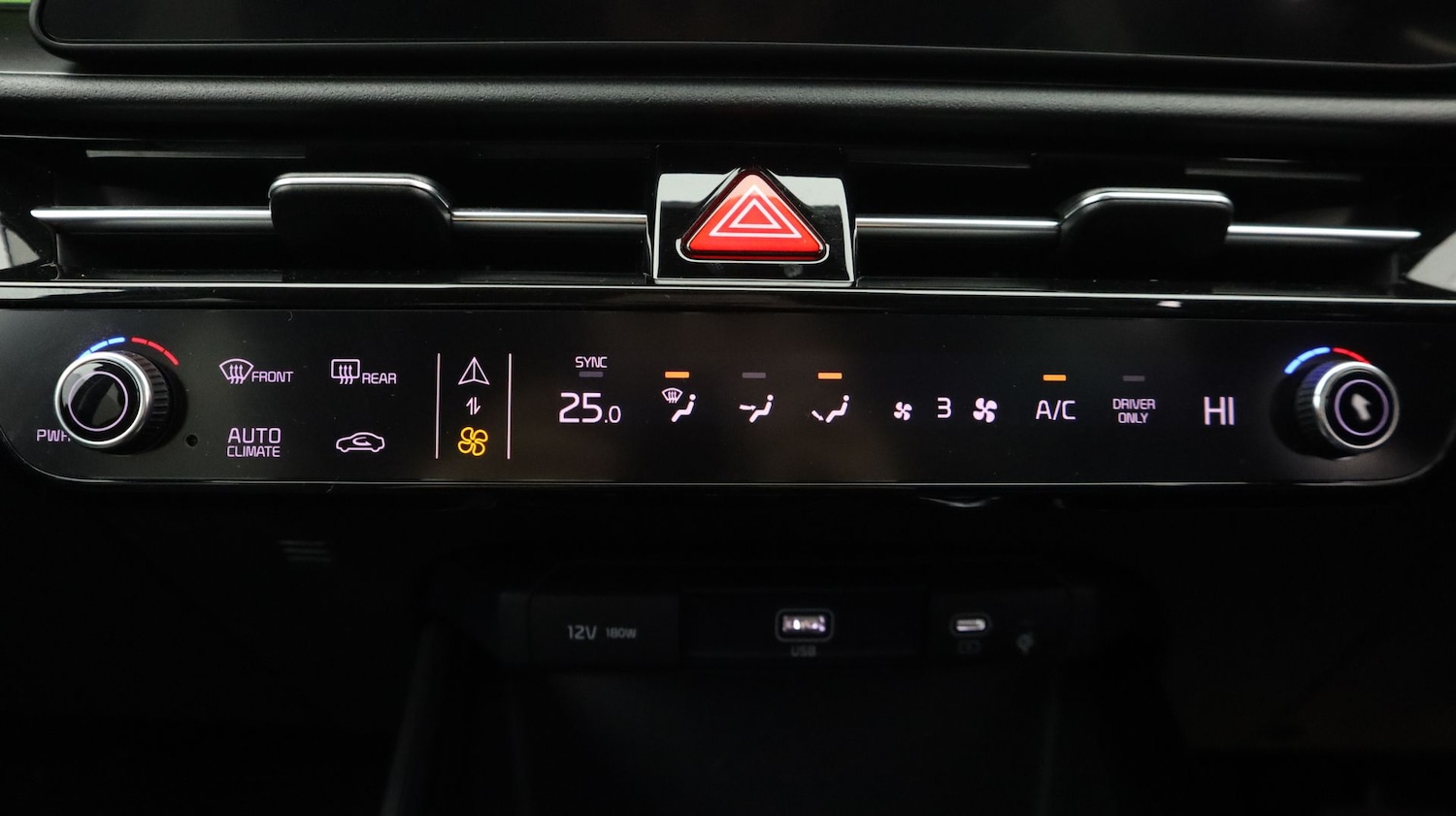 Used Kia Niro 2023 for sale - 77872377: Photo 12