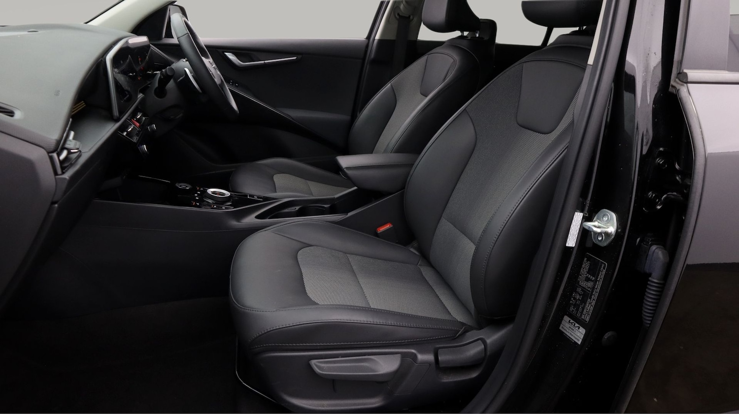 Used Kia Niro 2023 for sale - 77872377: Photo 14