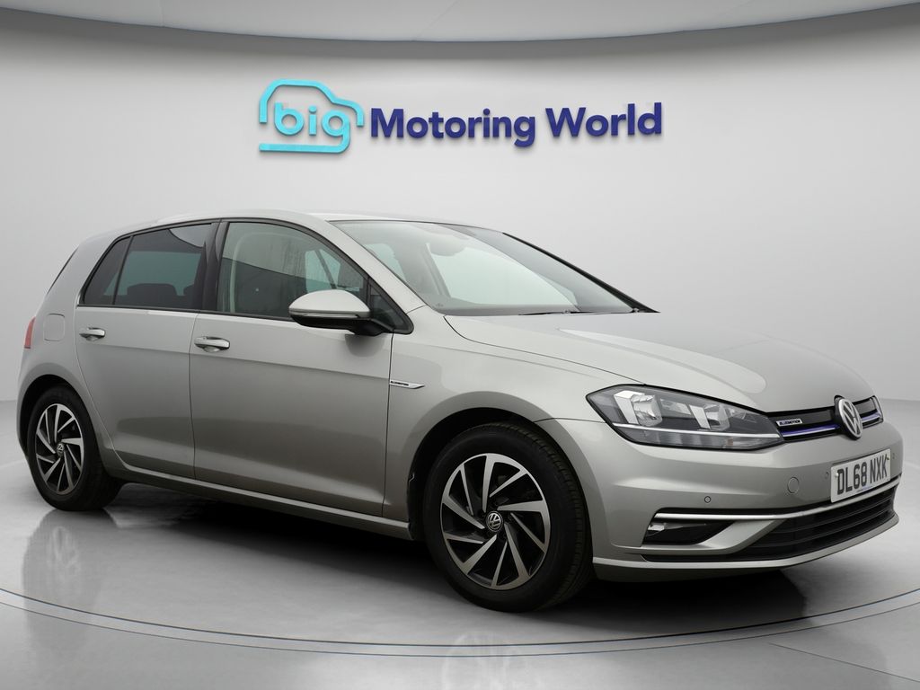 Used Volkswagen Golf for sale - 76814136: Photo 2