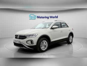 Used Volkswagen T-Roc 2024 for sale - 79210998: Photo