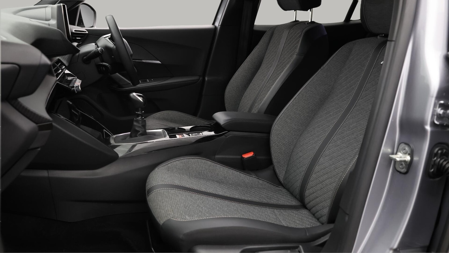 Used Peugeot 2008 2023 for sale - 76759781: Photo 15