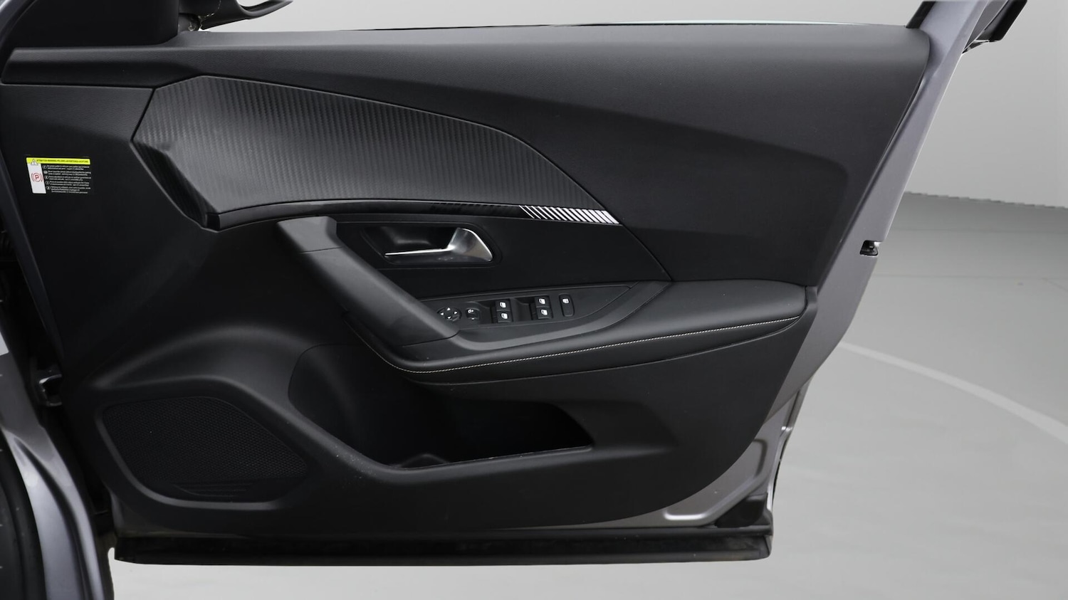 Used Peugeot 2008 2023 for sale - 76759781: Photo 16